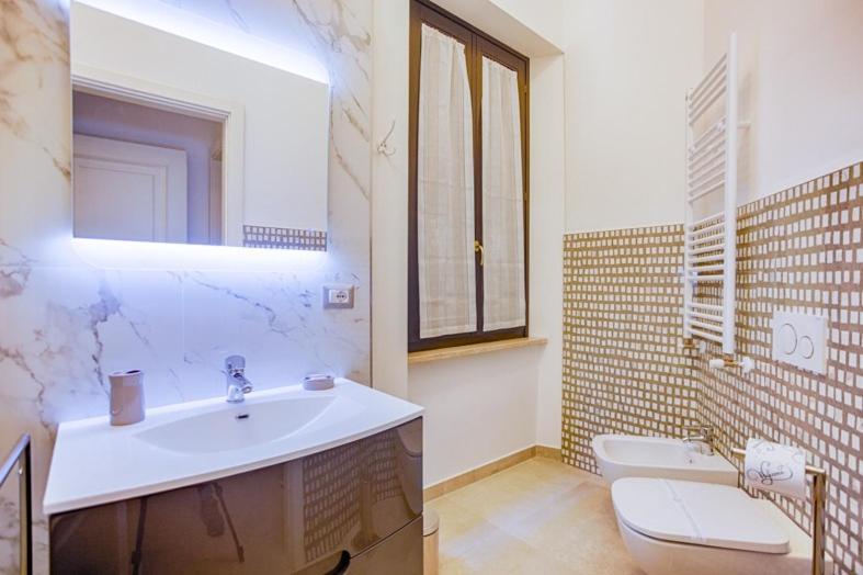 Villino Mari Camere Con Parcheggio Privato Gratuito Ascoli Piceno Exterior photo